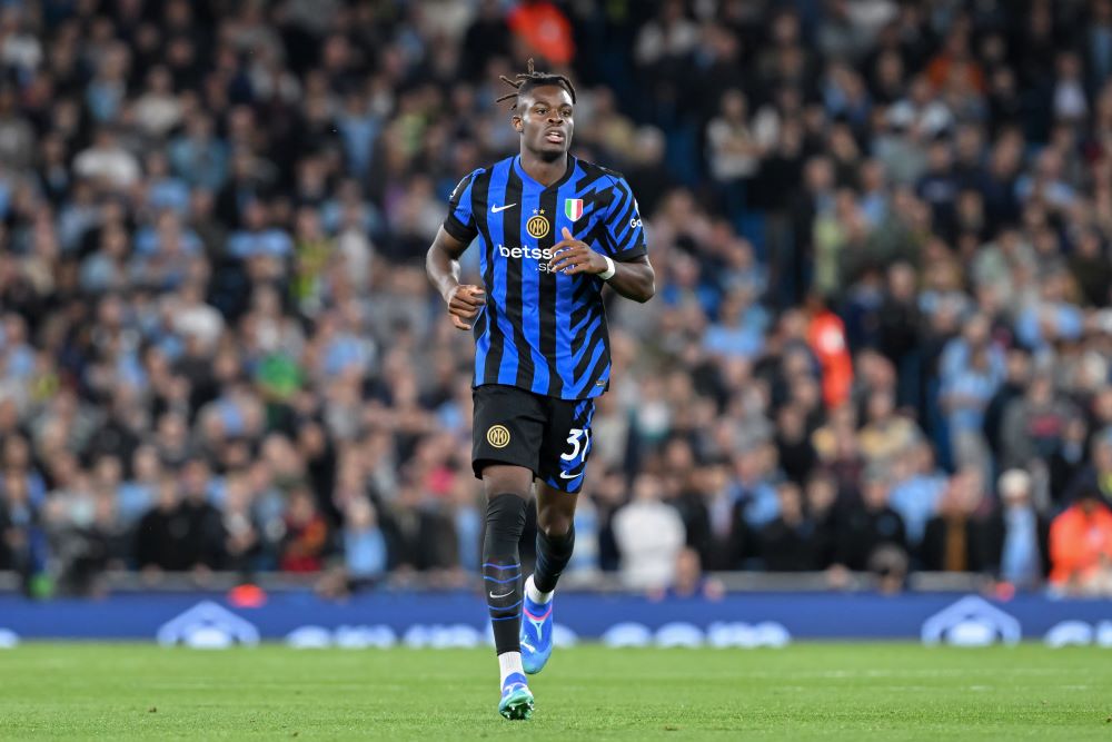 Inter, si lavora al rinnovo di Bisseck e Carlos Augusto
