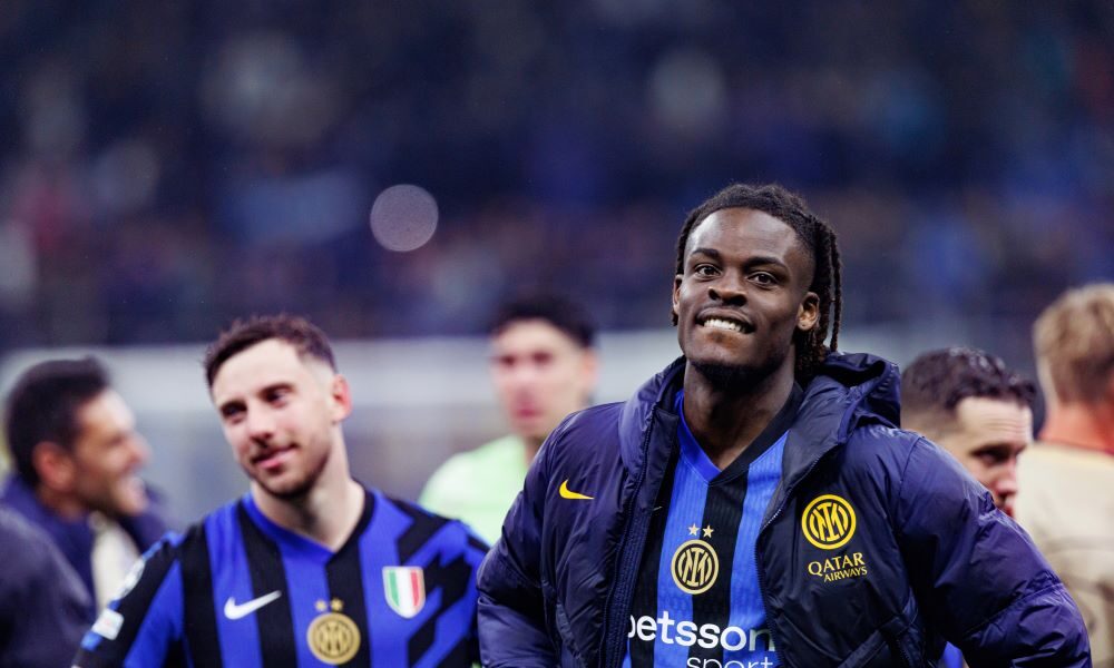 Inter, si lavora al rinnovo di Bisseck e Carlos Augusto