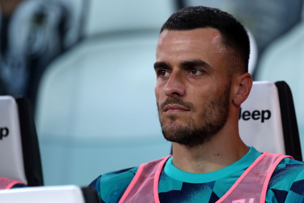Fiorentina, sondaggio per Kostic: sul serbo anche l’Al Qadsiah