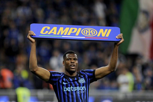 Inter, il Real Madrid è su Dumfries! Liverpool ora defilato?