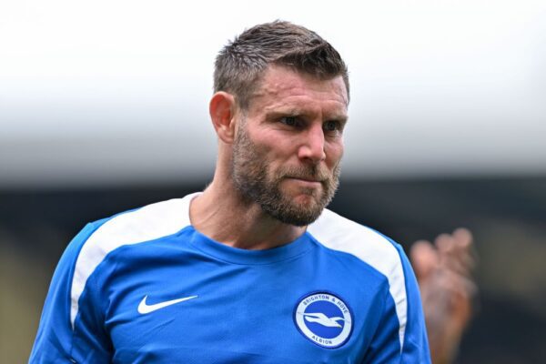 I saluti di James Milner. Addio al calcio del giocatore più longevo d’Inghilterra