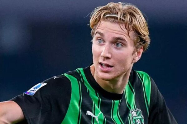 Fiorentina, accordo con Thorstvedt fino al 2031: si lavora all’intesa con il Sassuolo