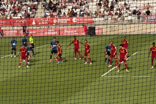 A Cannes è Dybala-show, ma non basta: la Roma pareggia 3-3